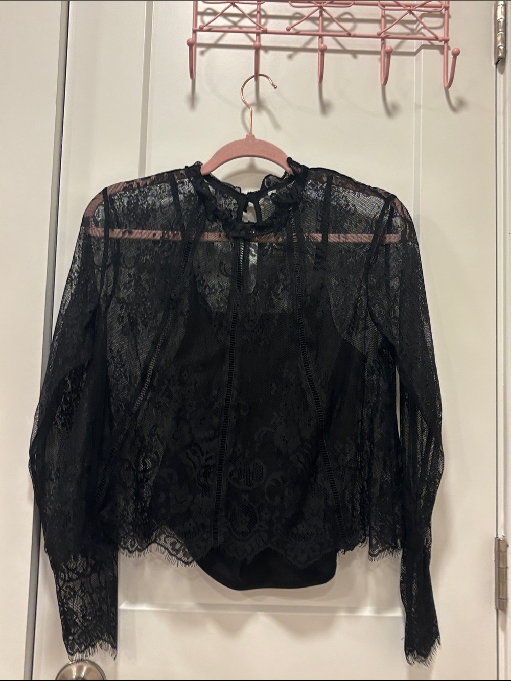 Black Lace Long-Sleeve Women's Top